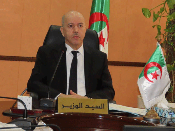 أعلن عن تدشين مستشفيات جديدة خلال العام الحالي: سايحي يؤكد على الجاهزية القصوى للمرافق الصحية خلال العيد