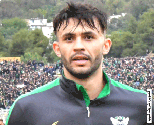 مهاجم المنتخب المحلي بلحوسيني للنصر: قمت بأول خطـــوة ولم أبلغ الهدف بعد