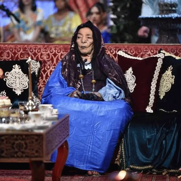 تاركة إرثا فنيا خالدا: رحيل أيقونة الفن التــارقي بادي لالة