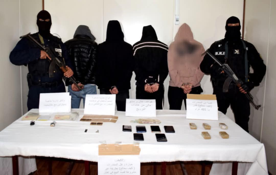 قسنطينة: توقيف 04 أشخاص وحجز قرابة نصف كلغ من الكيف المعالج