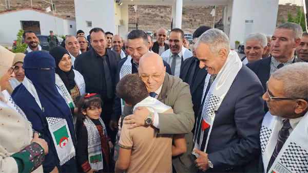 أكد الدعم المتواصل لهم و للقضية: ربيقة يتفقد أوضاع الجرحى الفلسطينيين بمركز الراحة بالبرج