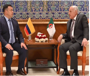 عطاف يستقبل رئيس غرفة النواب الكولومبية: بحث سبل إضفاء المزيد من الزخم على علاقات البلدين