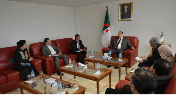 مزيان خلال استقباله وفدا عن المنظمة الوطنية للصحافيين الجزائريين: أبواب الوزارة ستظل مفتوحة للتعاون بما يخدم القطاع 