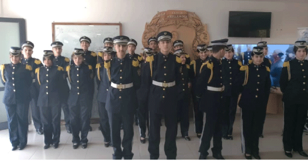 مدرسة أشبال الأمة بوهران: ترسيخ للهوية الوطنية وتحصين للناشئة بالعلم و الانضباط
