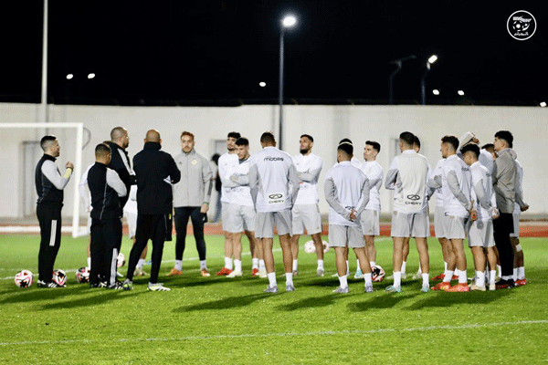 الاستنجاد بخدمات مداني: المنتخب المحلي يتربص بسيدي موسى وعنابة