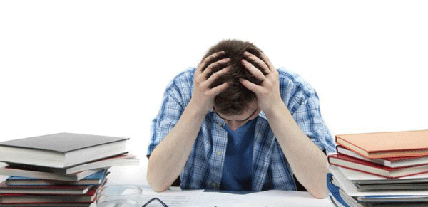 أخصائية علم النفس التربوي نبيلة عزوز: الضغط النفسي يشتت التلاميذ وقد يسبب الرسوب المدرسي