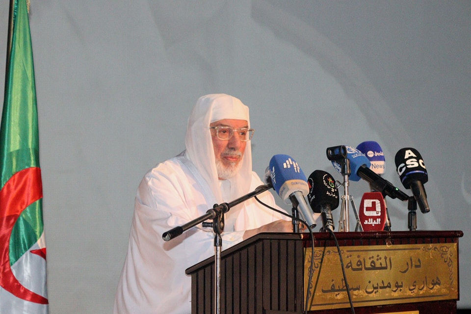 عميد جامع الجزائر يشيد بمواقف و خصال المفكر الراحل مولود قاسم نايت بلقاسم