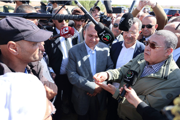 مراد يؤكد خلال وقوفه على أضرار التقلبات الجوية: تشكيـــــل لجـــــان لإحصــــاء الخسائـــر وتعويـض المتضرريـــن 