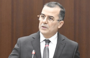 وزير العمل يعرض التعديلات الجدية على النواب: تمكين كل العاملات المؤمّنات اجتماعيا من عطلة الأمومة لـ 5 أشهر 
