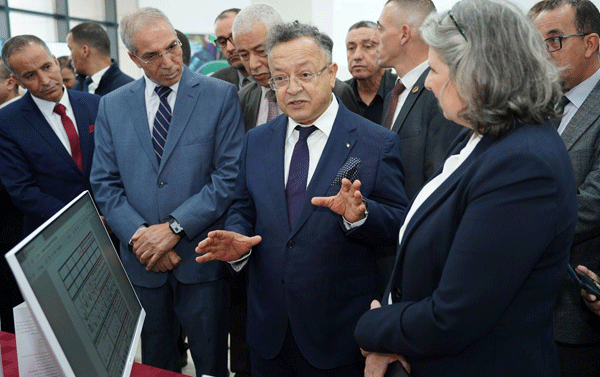 أكد أن الجامعة أصبحت قيمة مضافة للاقتصاد الوطني: بداري يثمن التوجه القوي للطلبة نحو الابتكار والمقاولاتية 