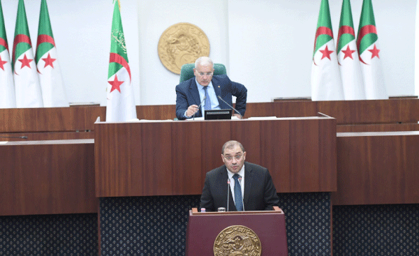 وزير العدل حافظ الأختام يؤكد: العدالة لن تتوانى عن فرض سلطان القانون لحماية المجتمع من آفة المخدرات 