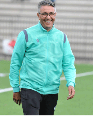 مدرب هلال شلغوم العيد مانع للنصر: تعمّدت منح الفرصة لـ 21 لاعبا في ودية السنافر