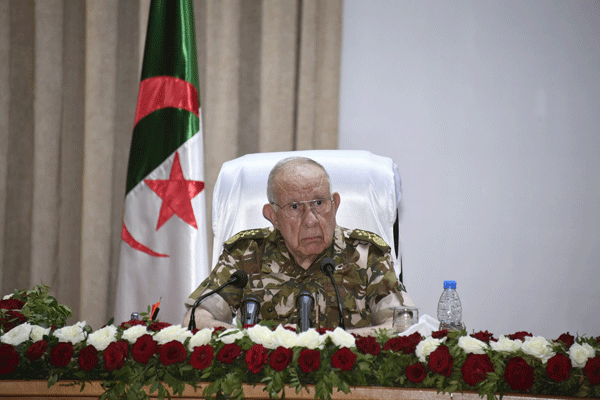 الفريق أول السعيد شنقريحة من الناحية العسكرية الثانية: سيبقى أعداء الجزائر يتجرعون مرارة الهزيمة وفشل مخططاتهم الدنيئة