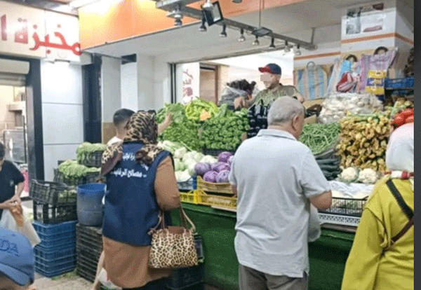 حفاظا على استقرار السوق ووفرة المواد واسعة الاستهلاك: حملات رقابة لضمان الاستئناف الشامل للأنشطة التجــارية