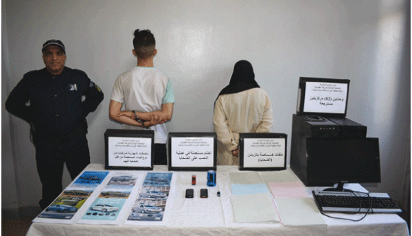 يستغلان موقع التواصل الاجتماعي فايسبوك للترويج: يوهمـان زبائـن ببيـع سيـارات «فيـات» بالتقسيـط بباتنـة