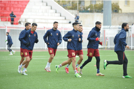 بن فليس يرغب في عضوية مكتب الكــاب