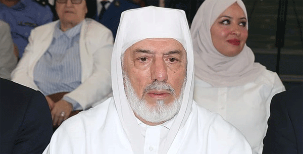 عبر عن أسفه لما آلت إليه بعض المنصات من تراجع لغوي: عميد جامع الجزائر يدعو إلى عهد لغوي جديد لحماية العربية في الإعلام