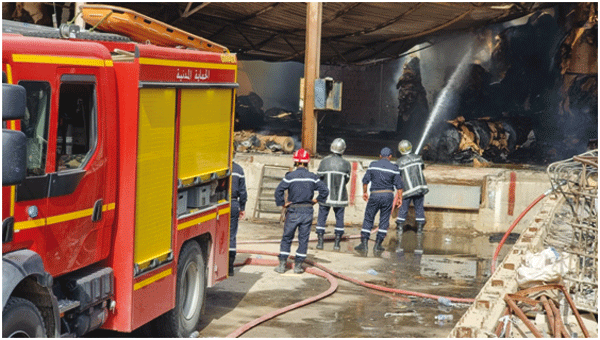 الوادي: حريق مهول يخلف خسائر مادية كبيرة بمجمع صناعي