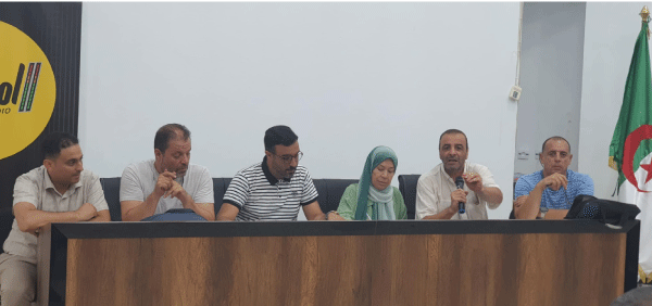 3 شخصيات تبدي نية الترشح: الجمعيـة الاستثنـائية للمــوك تسحـب الثقــة من قدري