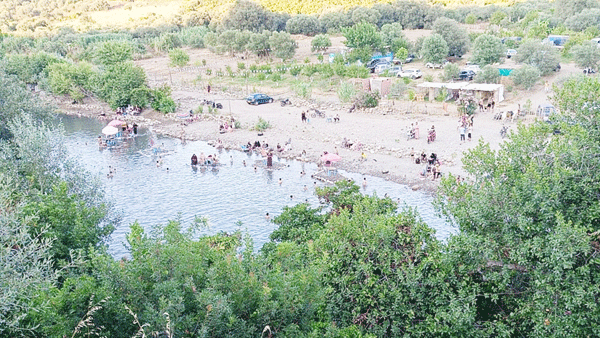 وجانة الجبلية بجيجل: متعة التجوال وسط وادي أزاون وغابات الزان 