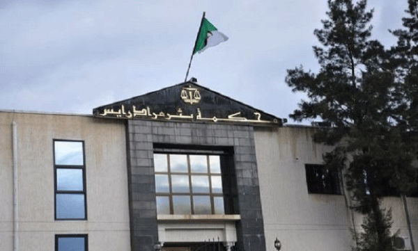 وفاة 4 أشخاص بملعب 5 جويلية: محكمة بئر مراد رايس تفتح تحقيقــــا قضائيـــــــا 