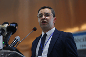 اعتبر مؤتمر الصومام وهجمات الشمال القسنطيني مرجعية نضالية: أوشيش يدعو إلى توافق وطني جامع يقود إلى إصلاح عميق