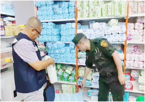 خلال حملة تفتيش ليلية بالمدينة الجديدة ذراع الريش بعنابة: حجز مواد فاسدة وحفاضات أطفال منتهية الصلاحية
