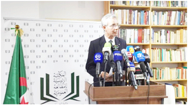 وزيـر الثقافة والفنون زهير بللو يؤكد: المكـتبات العموميـة في صميم مشروع وطني لإحياء الـذاكرة وتوسيع المقروئية