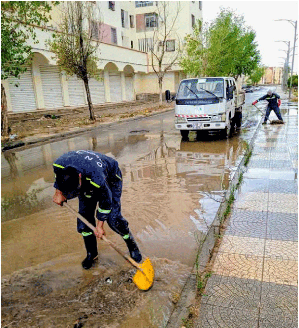 عقب تساقط أمطار بخنشلة: تدخلات لفك انسداد 67 بالوعة وإزالة الأوحال