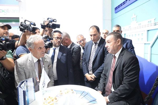 سعيود يعلن عن توقيع عدة اتفاقيات في مجال النقل البحري: الموانـئ الجزائرية ستصـبح أكثر تنافسية إقلـيميًا ودوليًا
