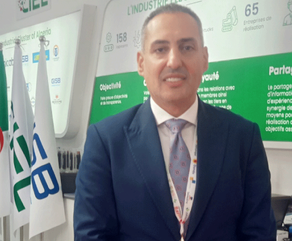 رئيس قطاع التمويل والتجارة في 
