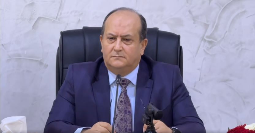 الوزير الأول بالنيابة يؤكد على أهمية تسريع وتيرة رقمنة الإدارة