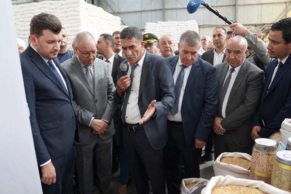 الوزير ياسين المهدي وليد يؤكد من قسنطينة: المشــــروع الفلاحـــــي الضخــــم بالجنــــوب سيغيــــر طبيعــة الصحـــراء الجزائريـــــة