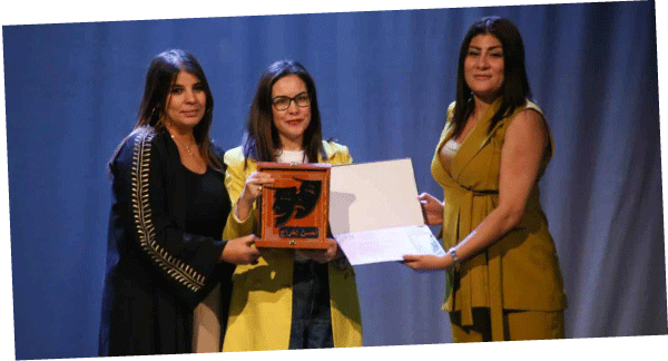 أربع جوائز لمسرحية « كرنفال روماني»: مسرح قسنطينة يحتفي بتتويجاته في الأيام العربية المسرحية بسطيف