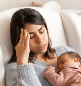 اكتئاب ما بعد الولادة: اضطراب نفسي صامت يهدّد الأم والطفل