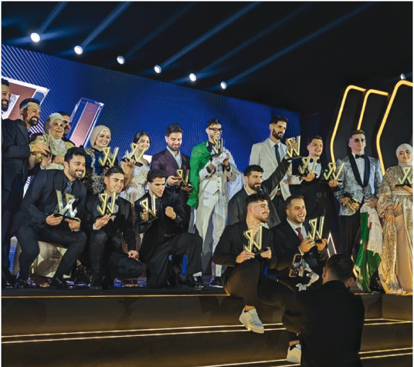في حفل بالدوحة القطرية: تتويج 4 جزائريين بجوائز كأفضل صُنّاع محتوى 